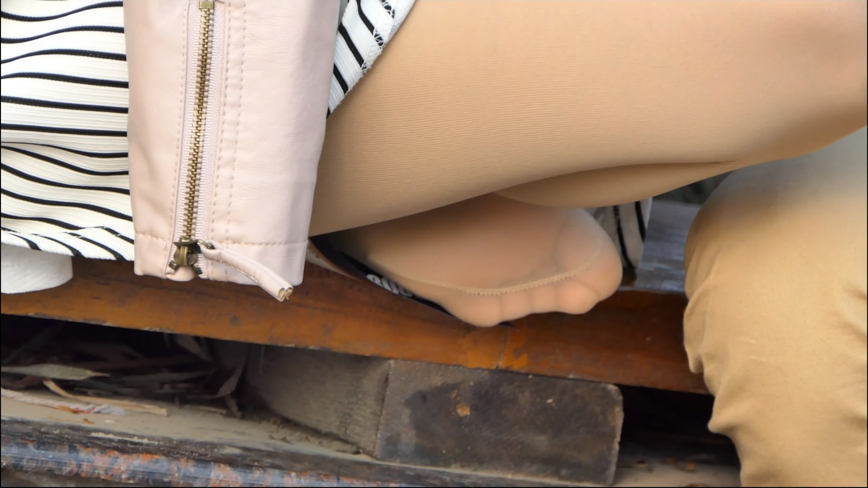 streetsnapnylon[00 01 44][20181208 234027 0]